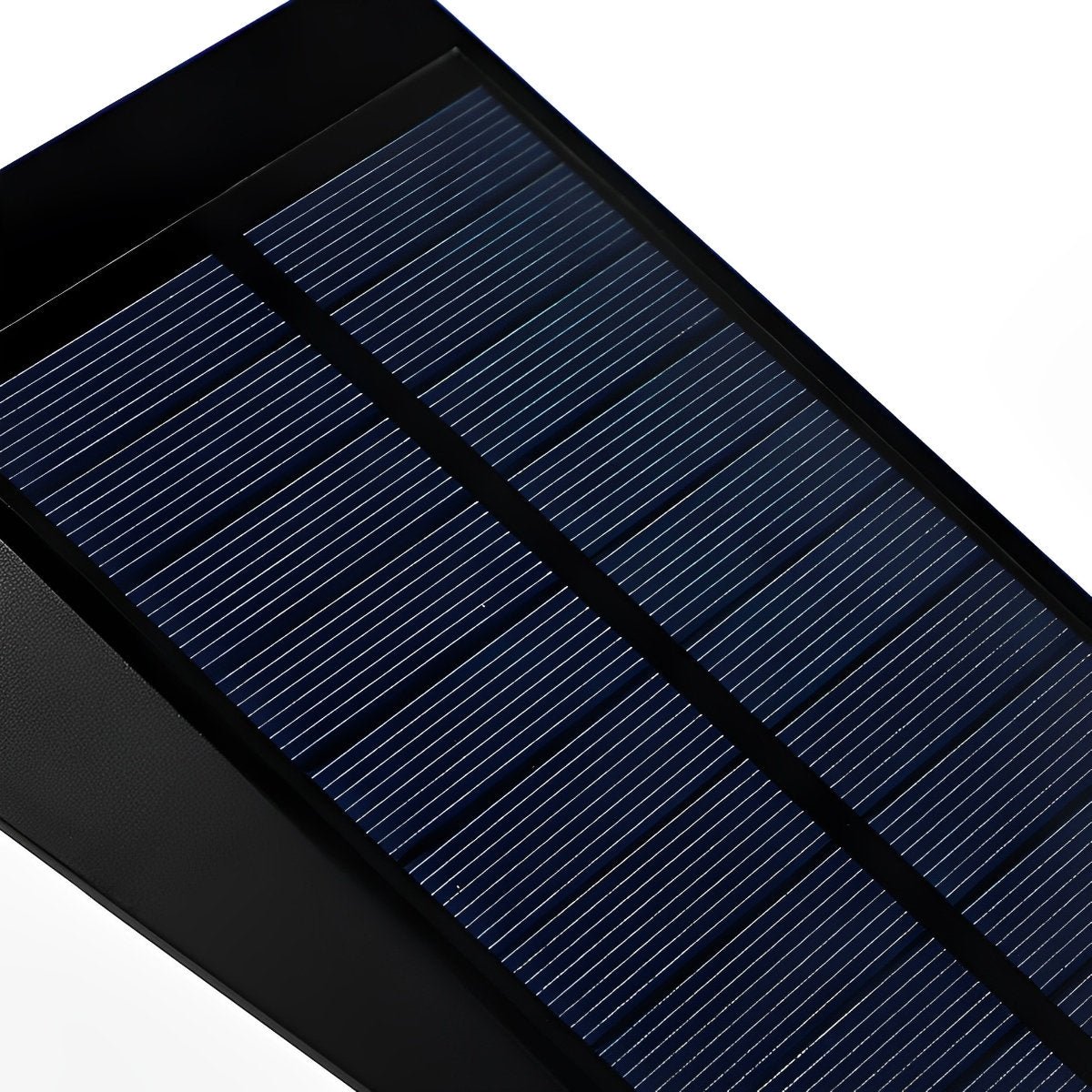 Adjustable Solar Garden Spotlight – close-up of the solar panel