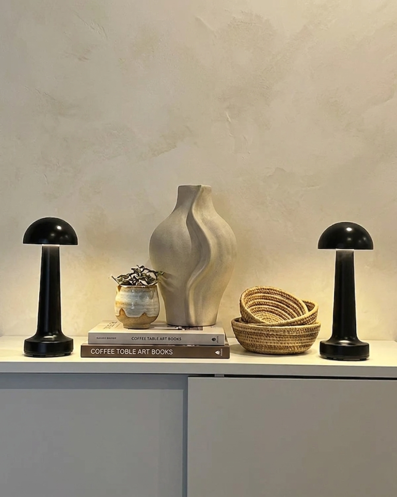 Claro Rechargeable Table Lamp